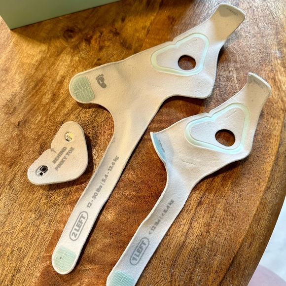 Owlet smart sock 3rd generation. Excellent condition. Cleaned regularly. Baby - Picture 5 of 7